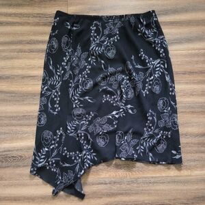 Vintage Y2K Asymmetrical Black White Skirt Size 20 Floral Witchy Whimsygoth